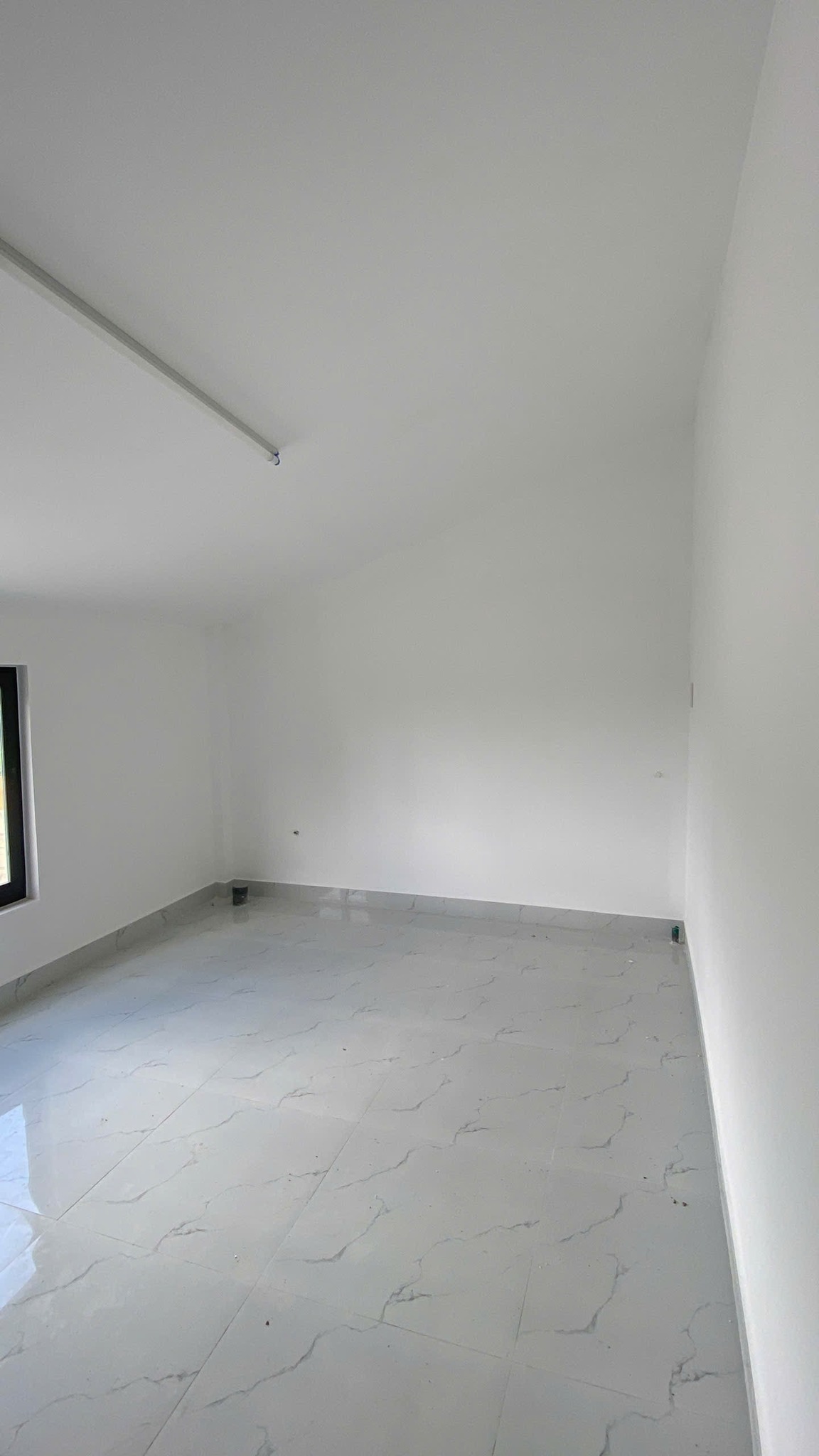 Cần bán gấp Nhà đẹp mới xây đường Trương Văn Hoàn, P9, Đà Lạt giá 4.65 tỷ - Ảnh 3
